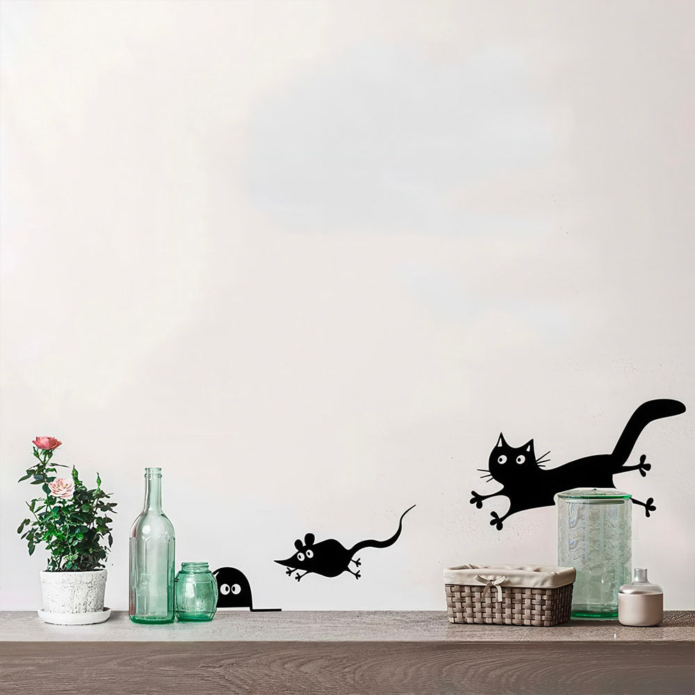 Sticker Chat et Souris Noirs dans une Course Poursuite