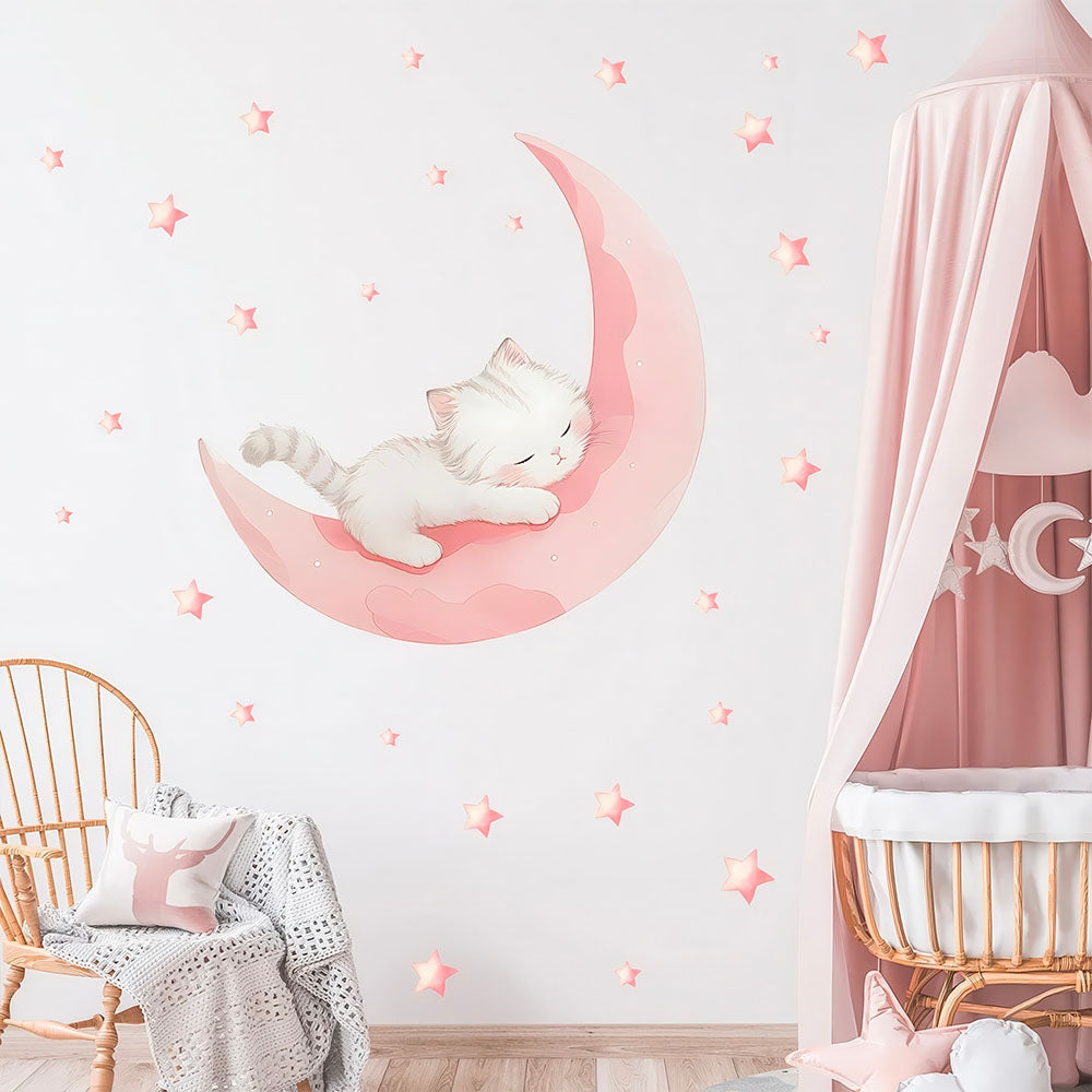 Chaton Endormi sur la Lune Rose Entourée d'Etoiles Sticker dans Chambre Bébé