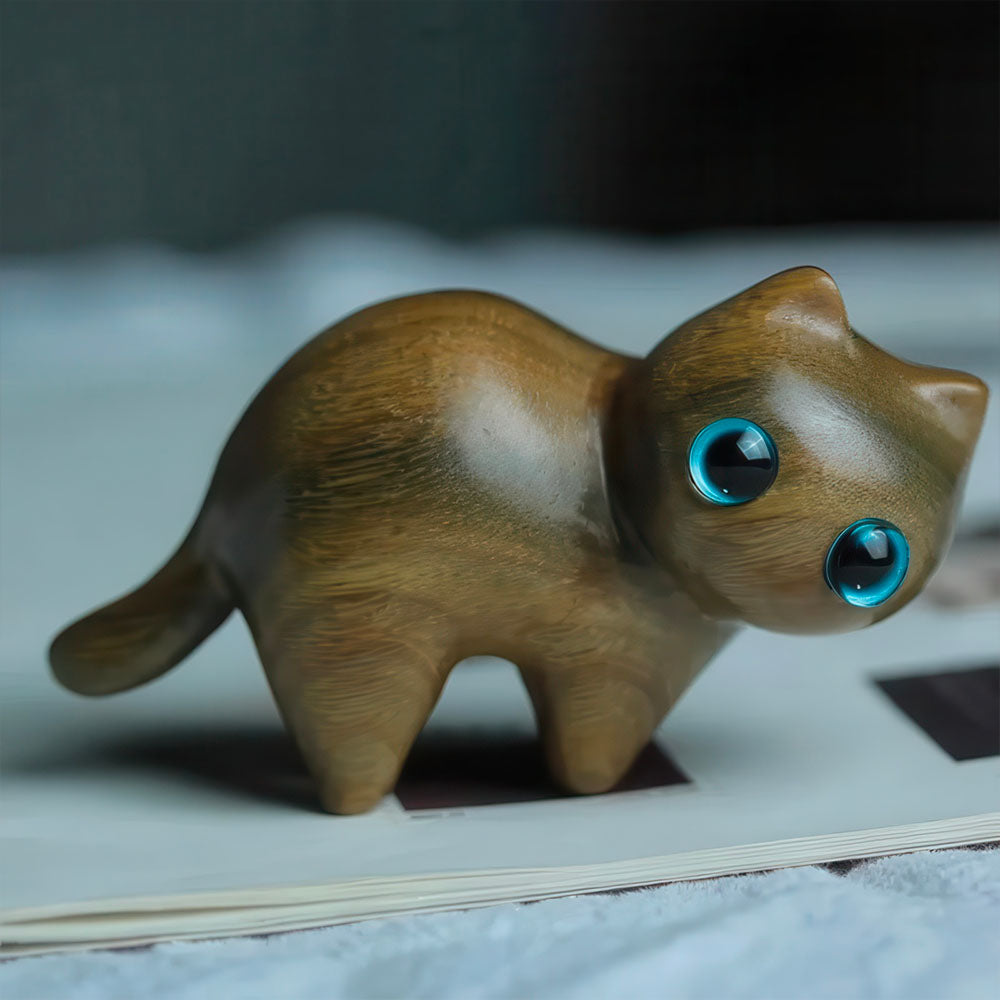 Petite Figurine en Bois Chaton Yeux Bleus