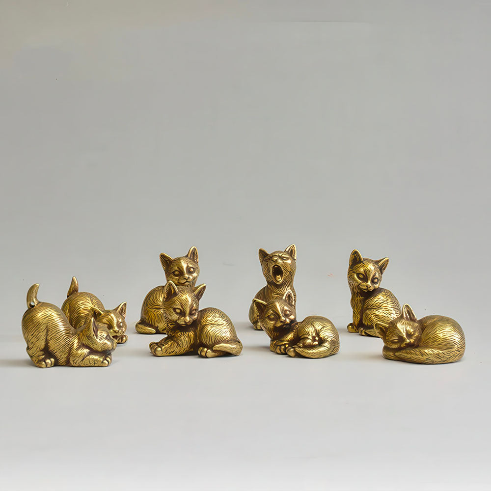 Collection de Figurines Chats Miniatures Polies en Cuivre Pur