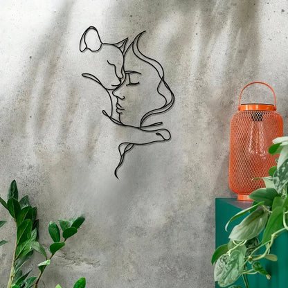 Décoration Murale d'un Calin Chat et Femme en Métal Noir 