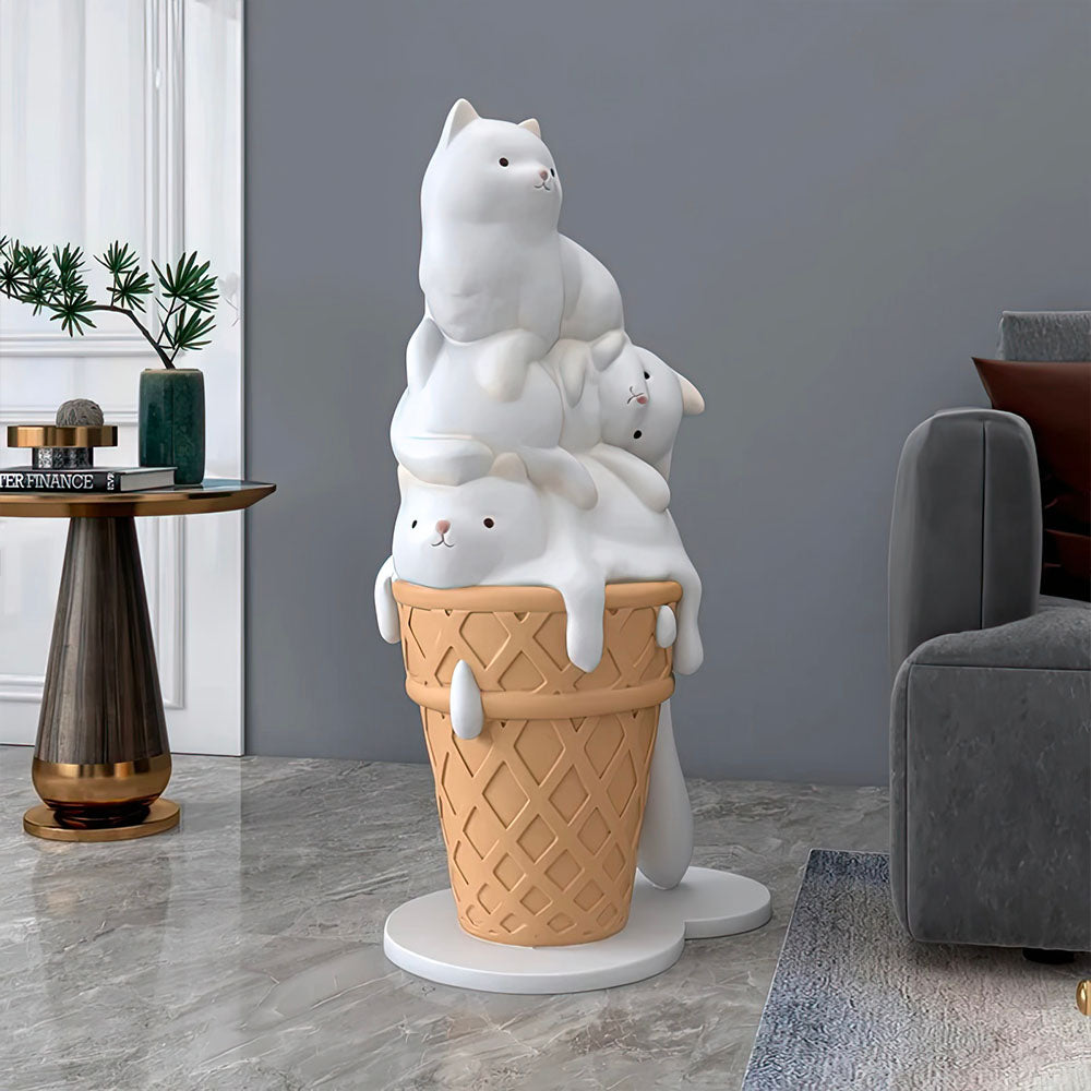 Grande Statue Chats Fondants dans une Cornet de Glace Curry et Blanc