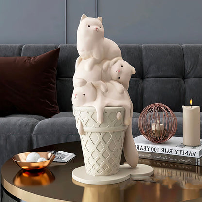 Cornet de Chats Glacés Fondants Beige Statue