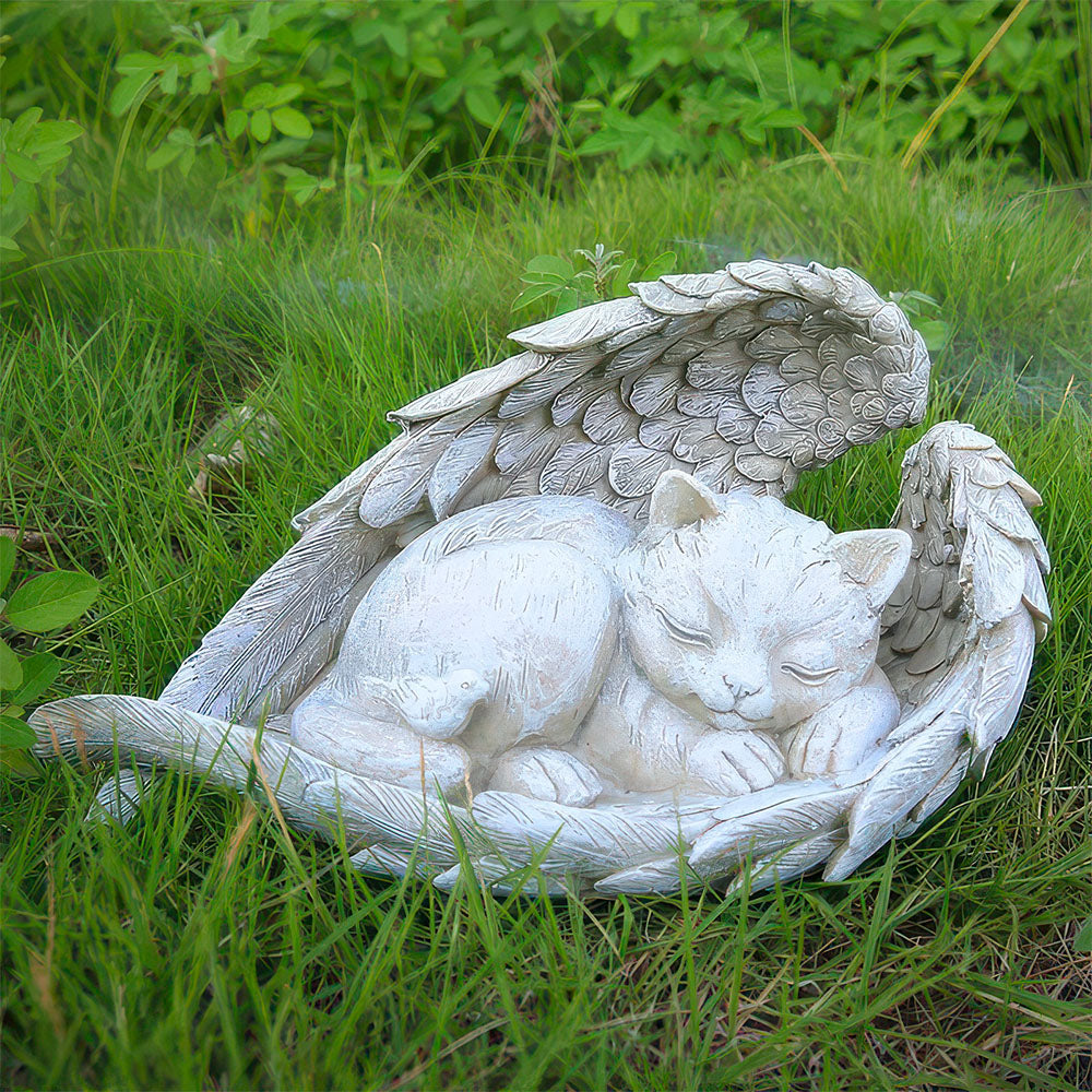 Chaton Endormi dans les Ailes d'un Ange Couleur Pierre Statue Tombale
